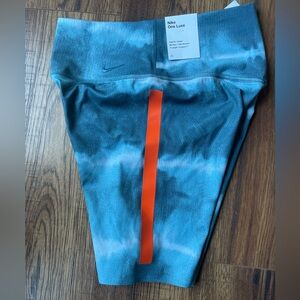 Nike Dry Fit Blue Tie-Dye 7”  One Luxe Midrise Bike Shorts with Orange Stripe